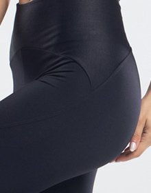 Close do tecido Emana com acabamento opaco e toque macio